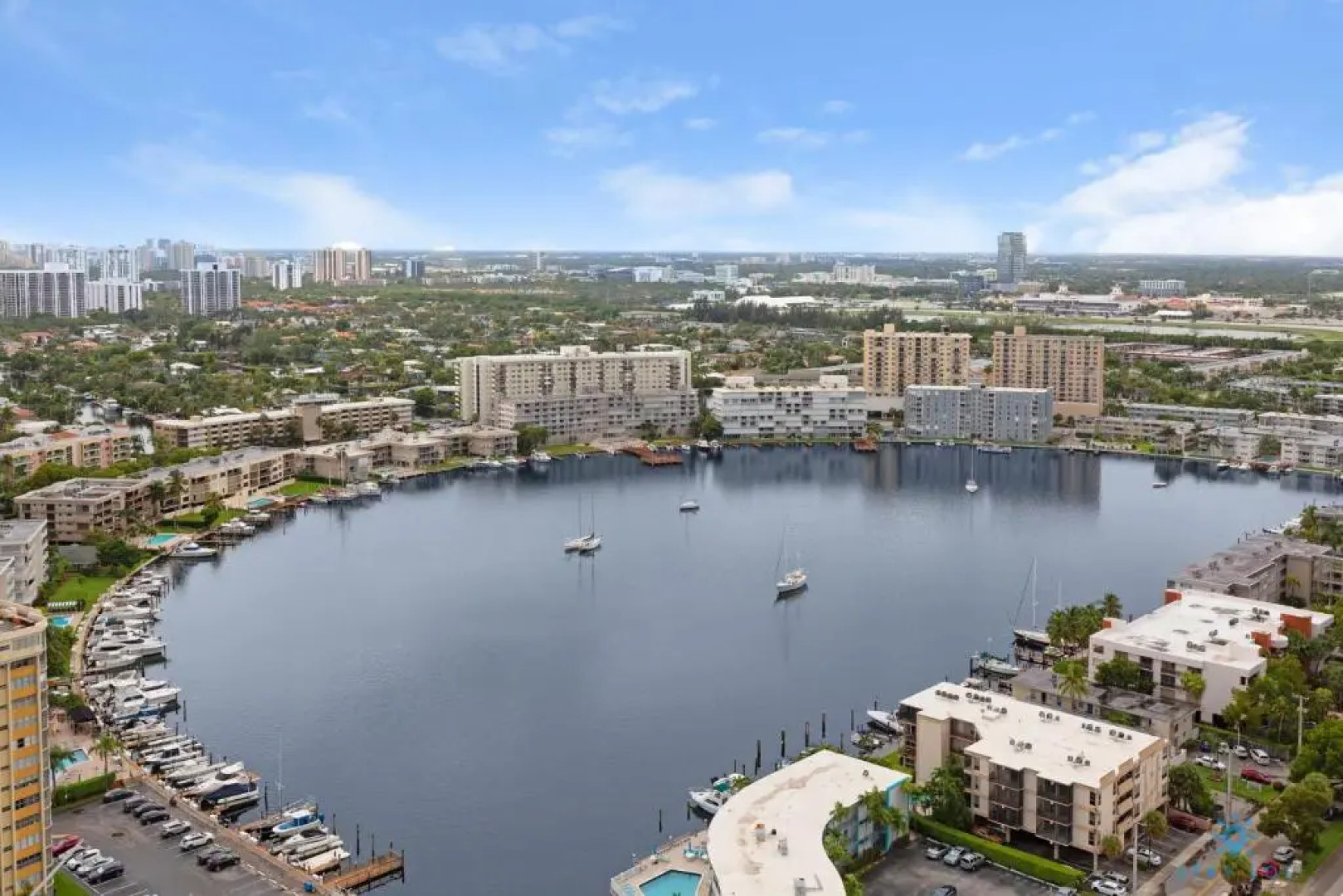 Pool Gym Balcony Amazing View Near Beach
