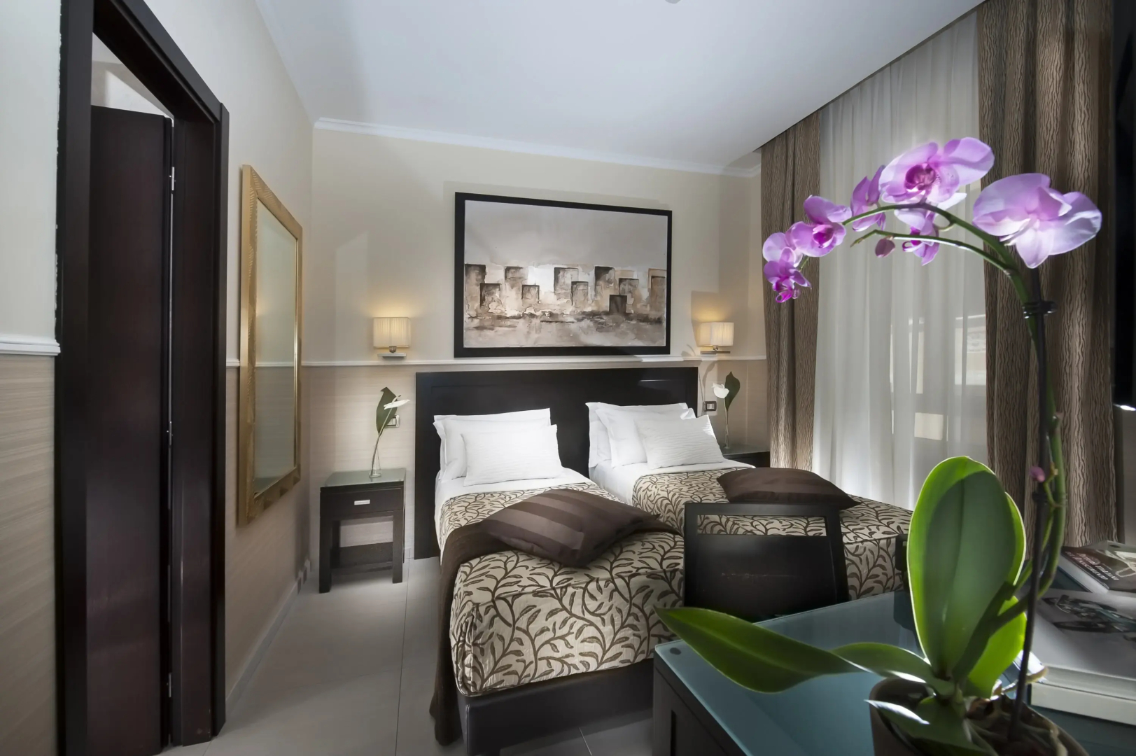 Yes Hotel