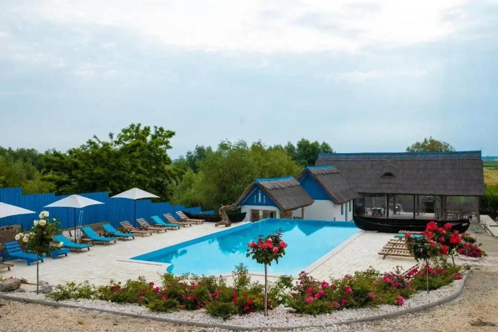 NENA  ART RESORT Dunavatul de Jos