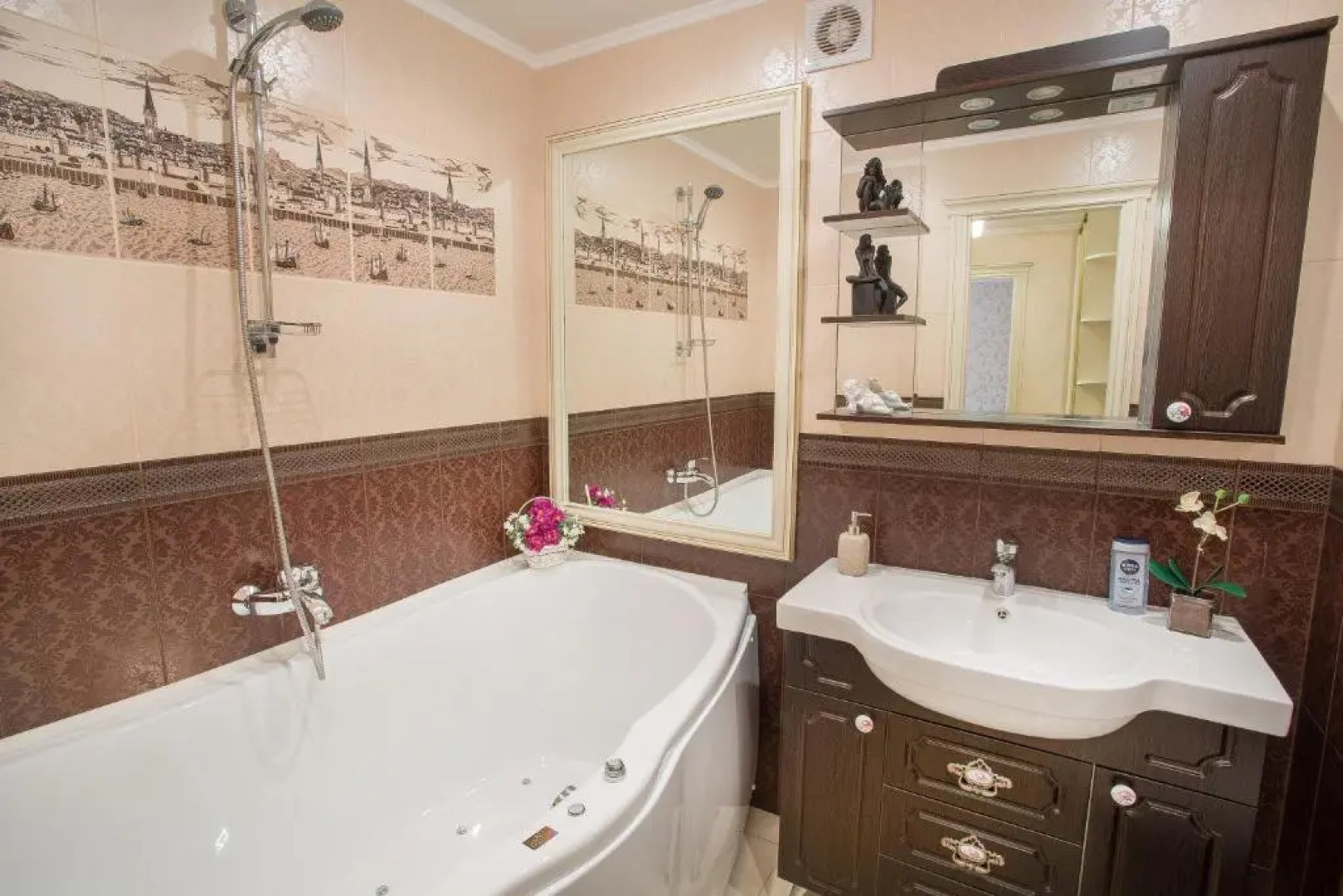 Luxury apartments with jacuzzi