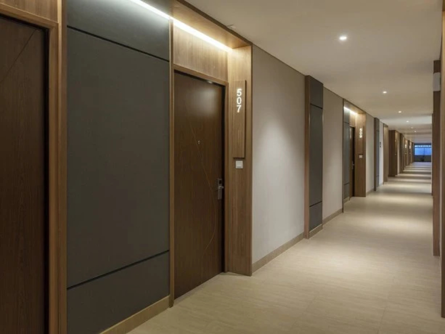 Holiday Inn Select - Peachtre