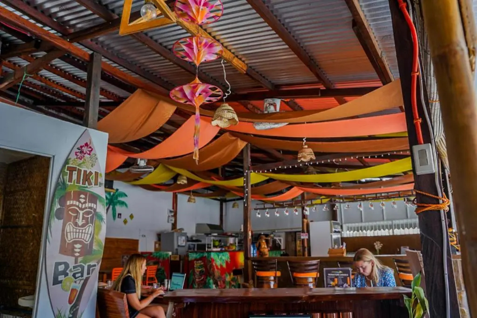 Chill Out Hostel Boracay