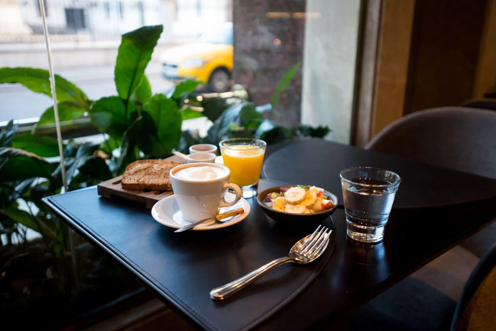 Windsor Hotel And Tower