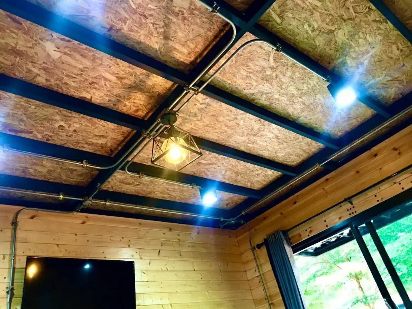 The Loft Resort Kabin Buri