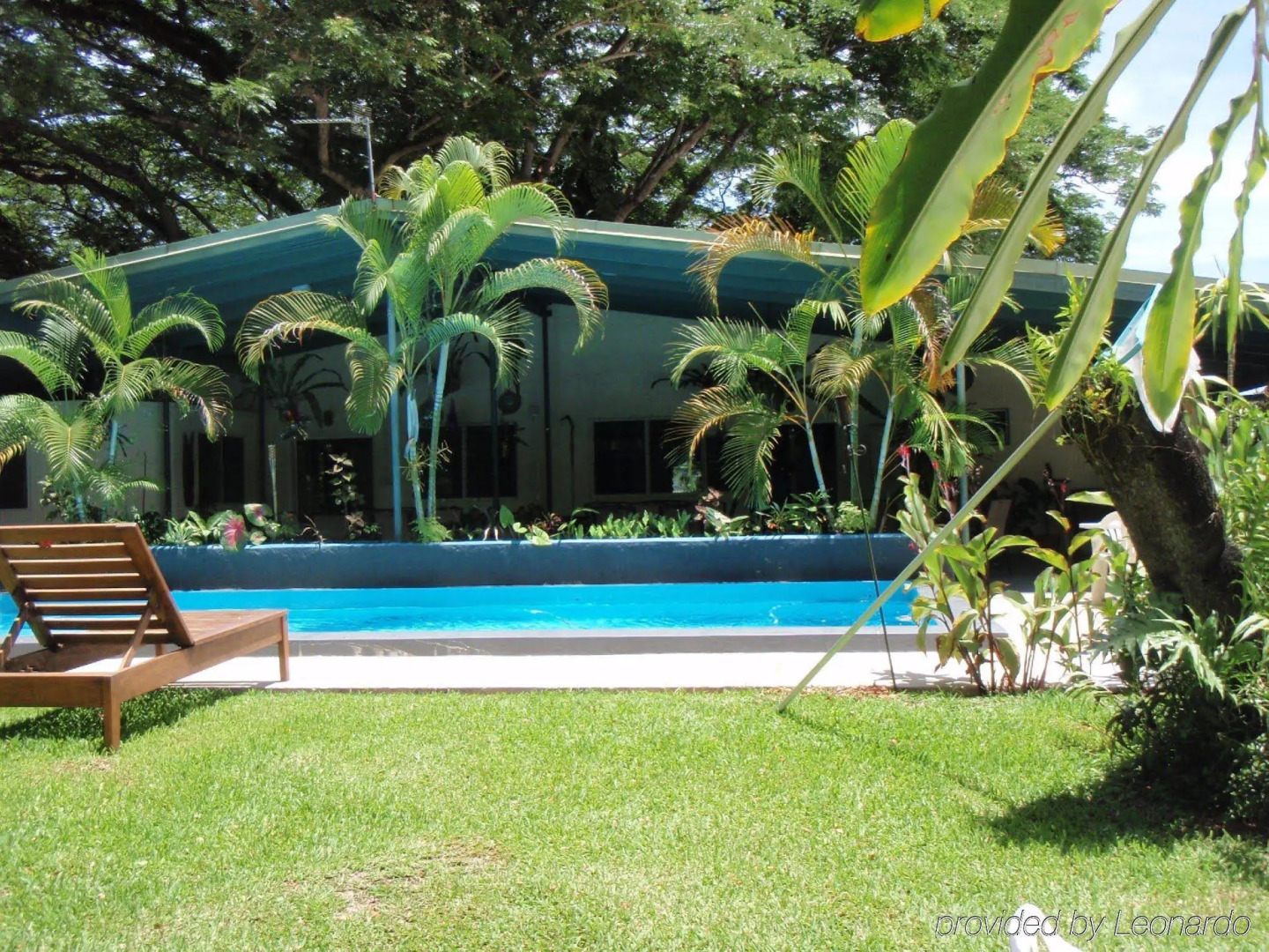 Coral Quays Fish and Dive Resort