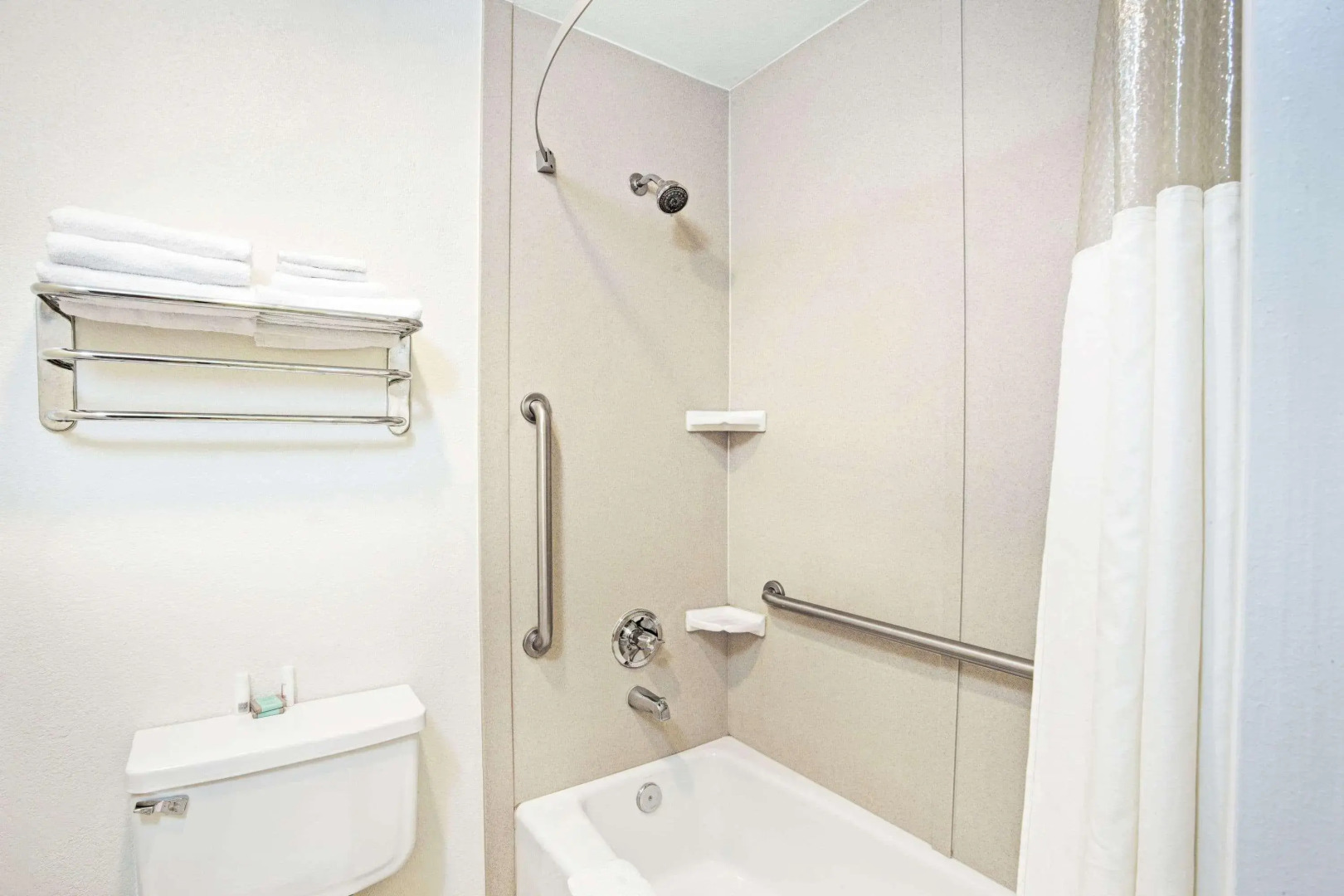 Travelodge by Wyndham Banning CA Near Casino/Outlet Mall