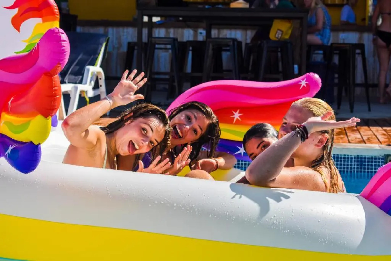 Wild Rover Beach Resort Mancora