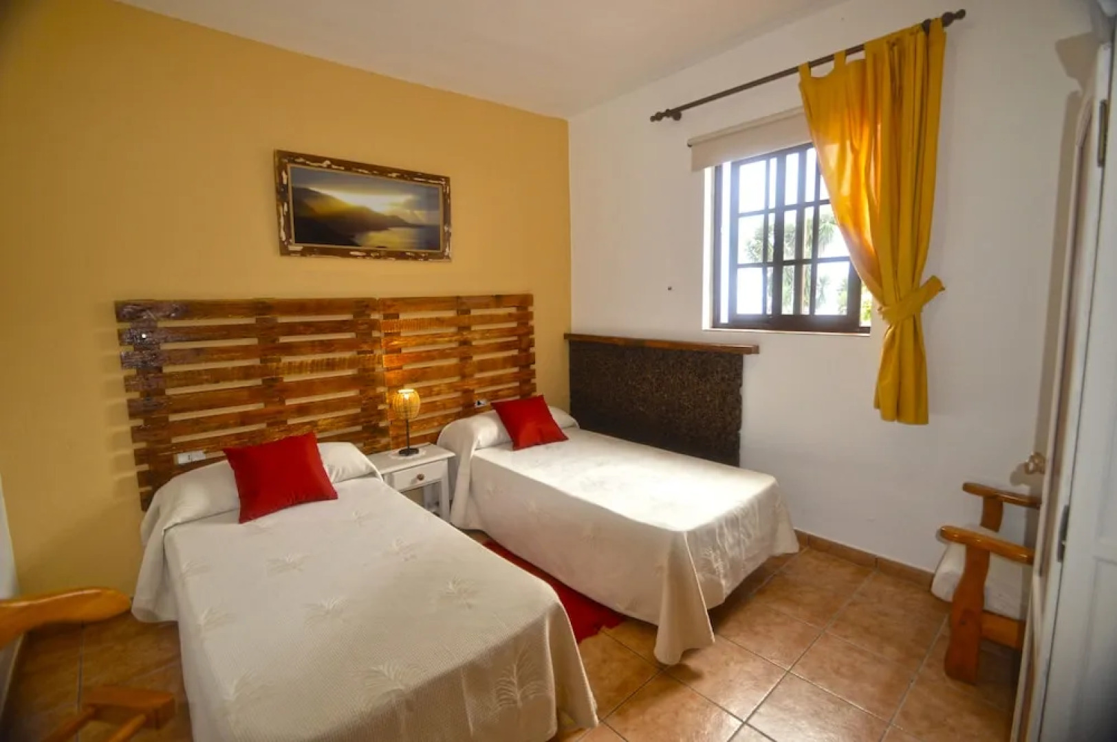 Los Boleros by Isla Bonita