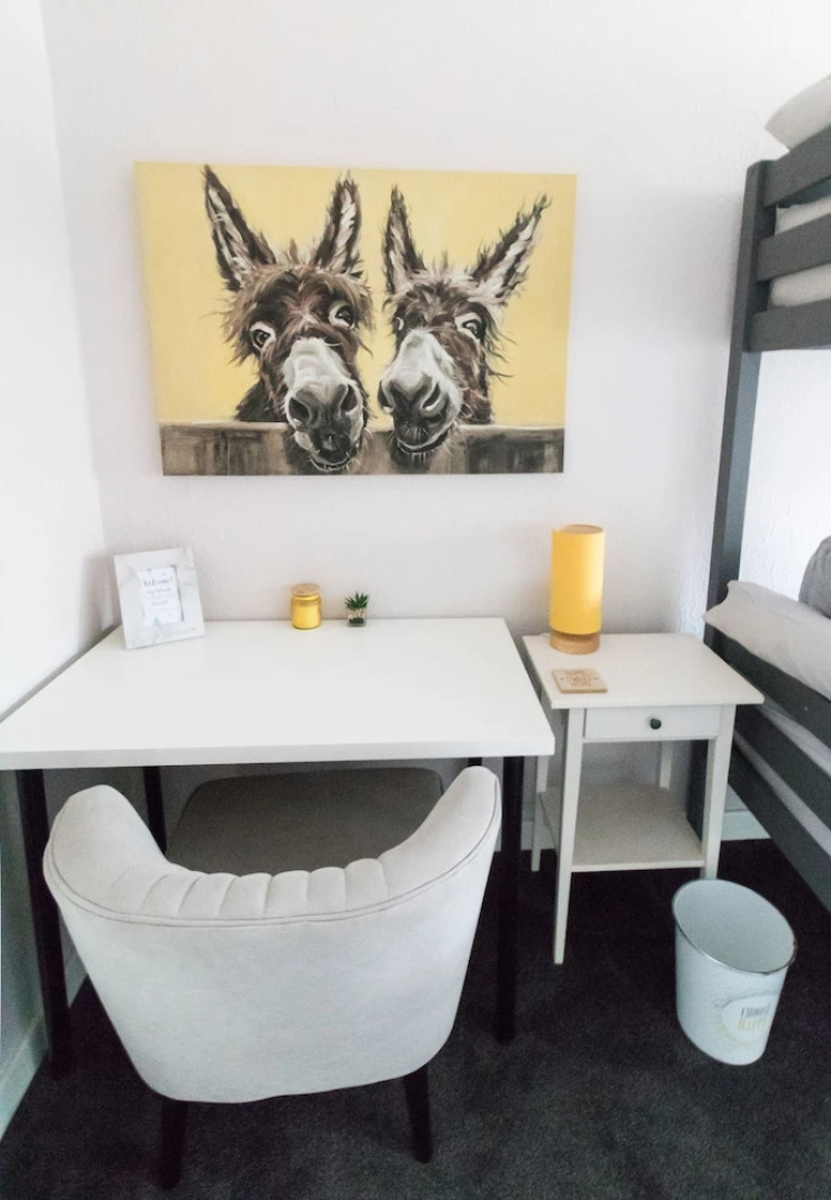 Ideal Home Away in Bury