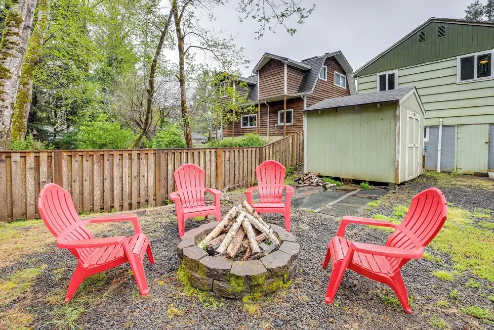 Quaint Tillamook Getaway Near Netarts Bay