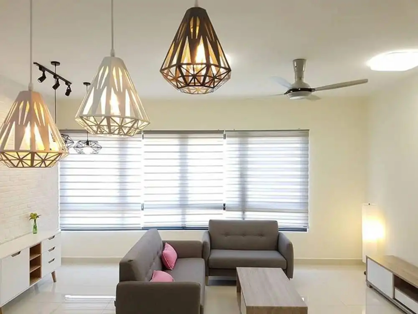 Pandora Homestay II