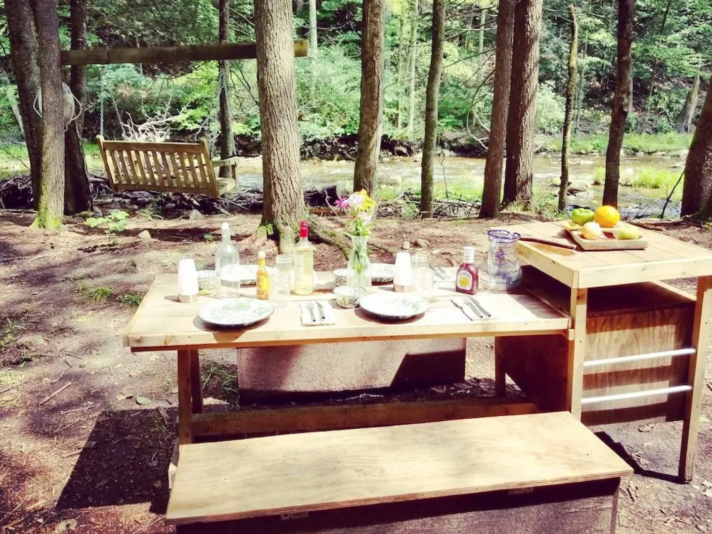 Tentrr - Brookside at Camp Relevé