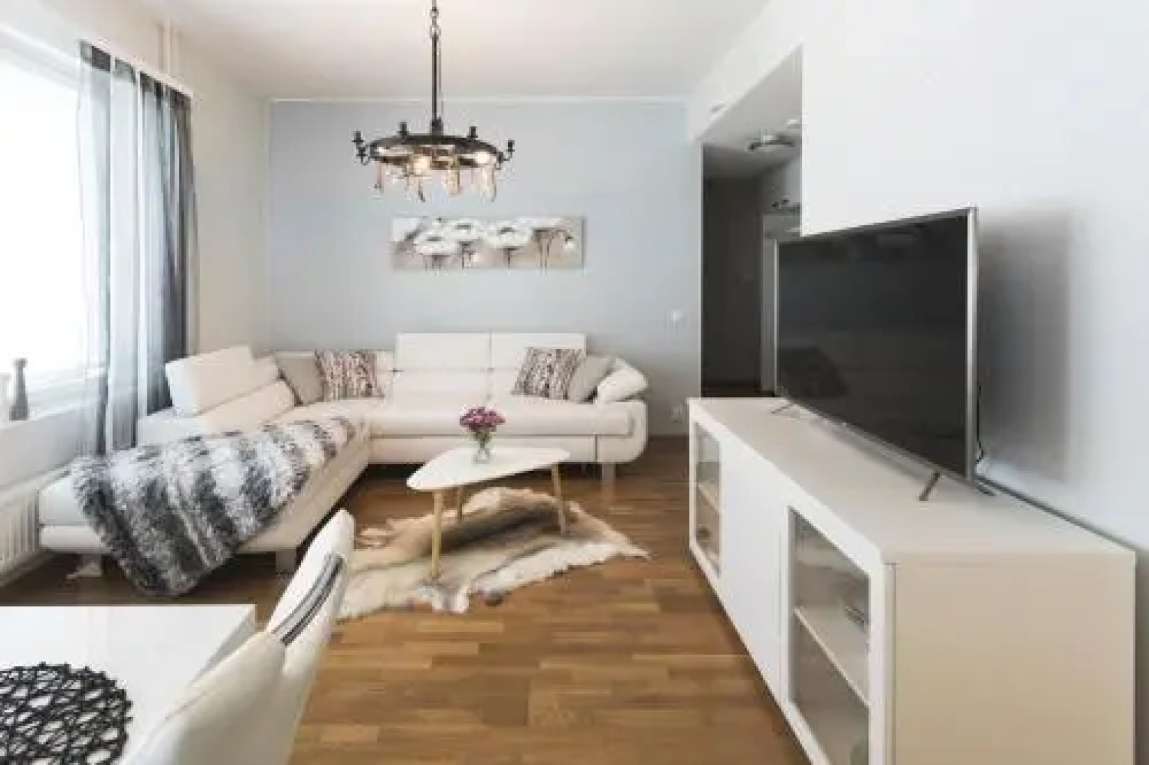 Tuomas´ luxurious suites, Livo