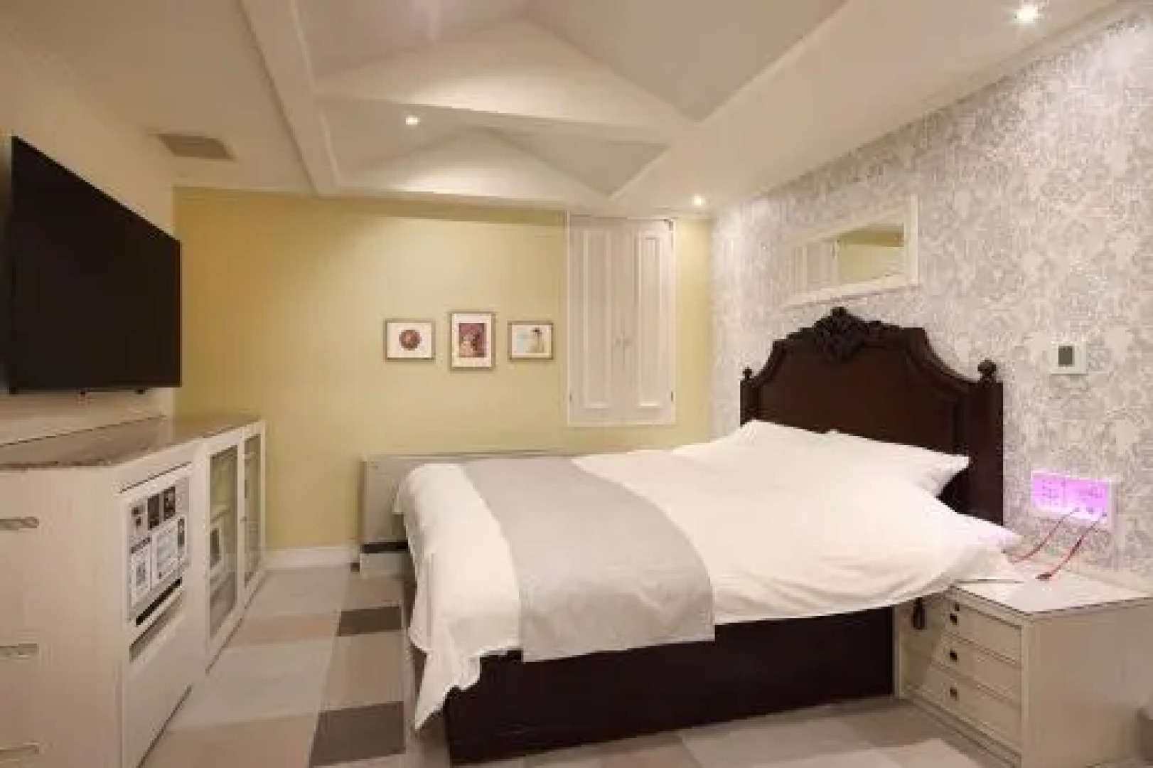 Hotel Birthday Gifunishi (Adult Only)