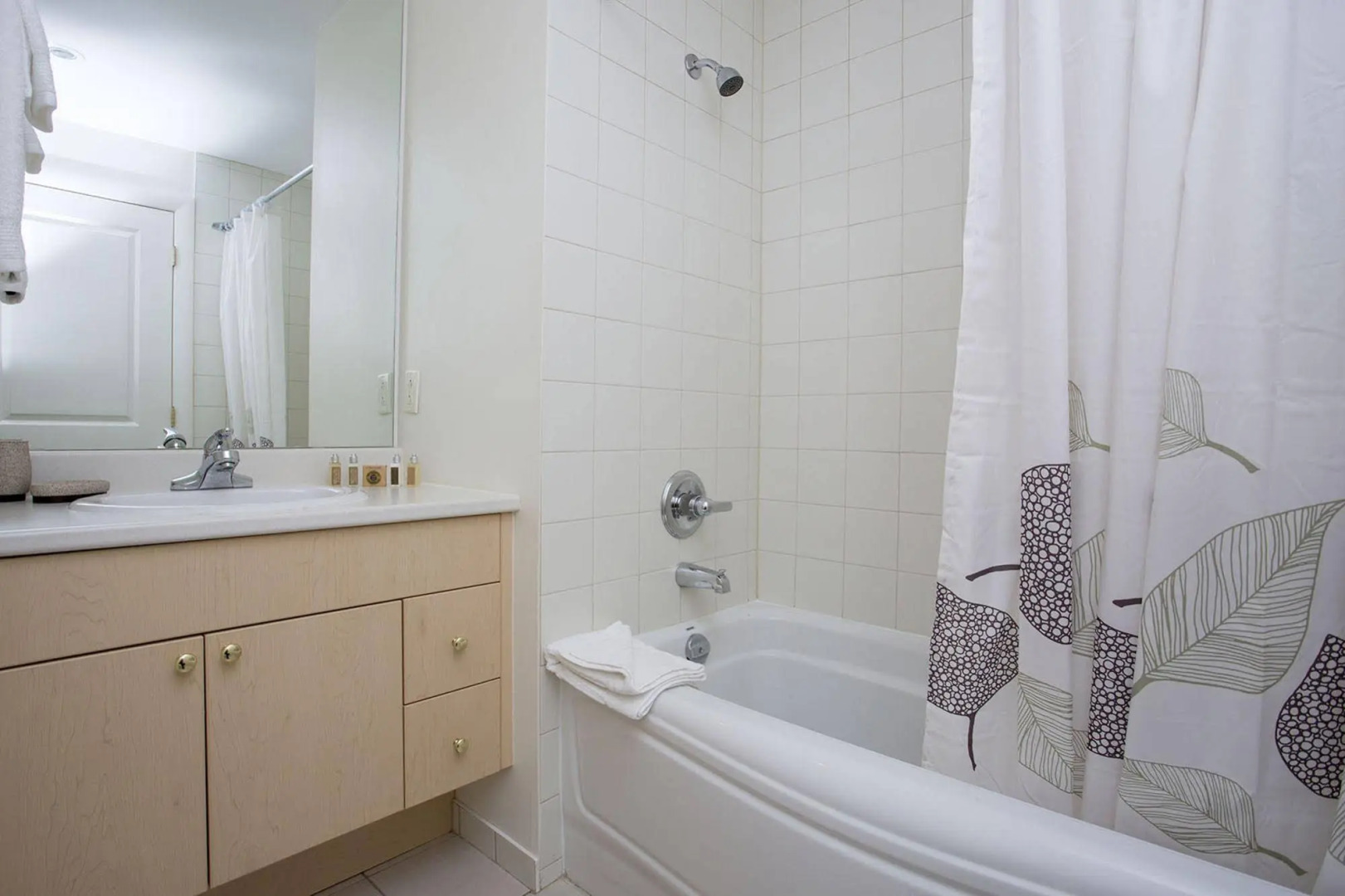 Moore Executive Suites - The Paramount