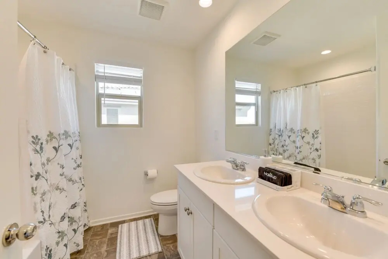 Near Empire Polo Field: Coachella Vacation Rental