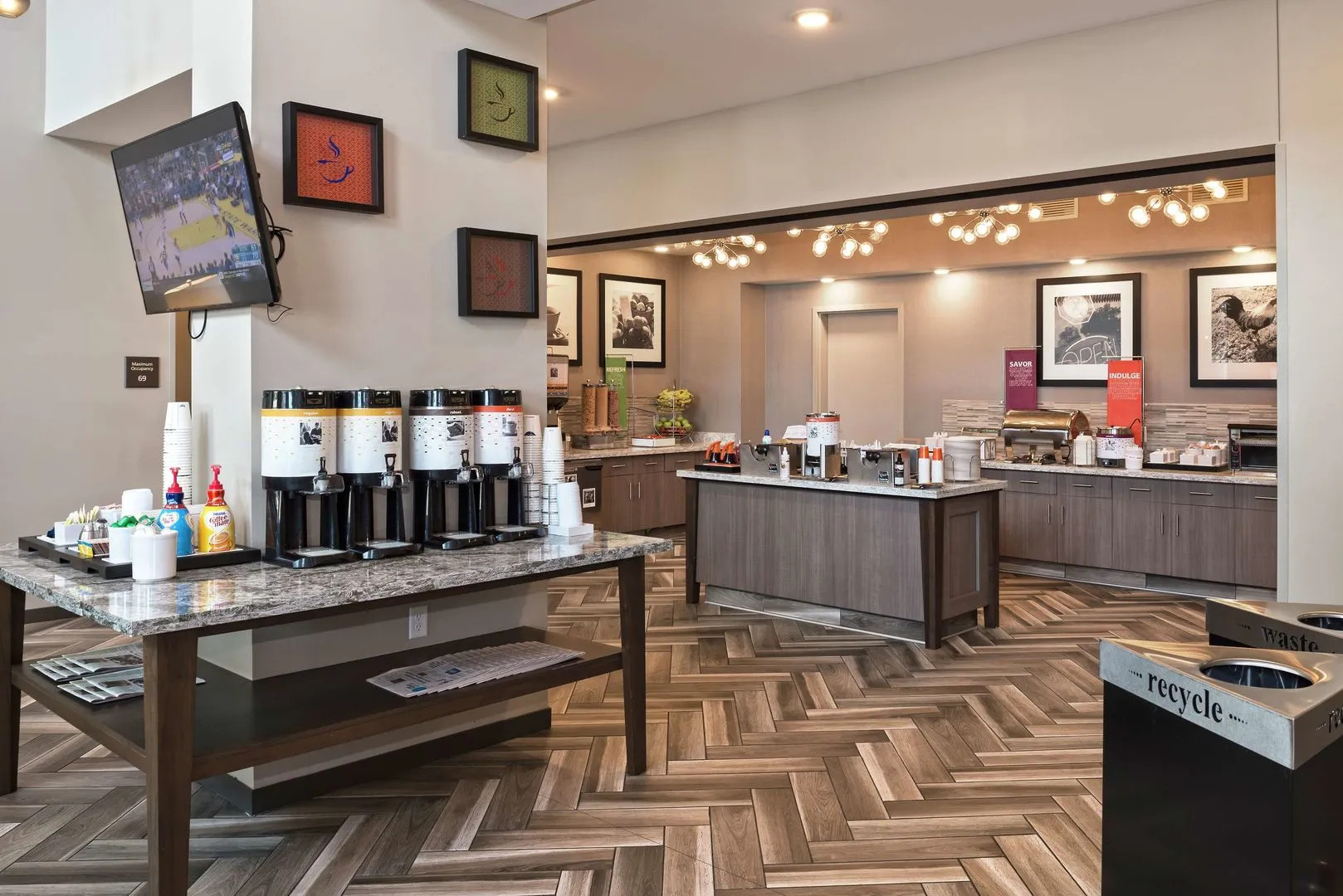 Hampton Inn & Suites Minneapolis University Area