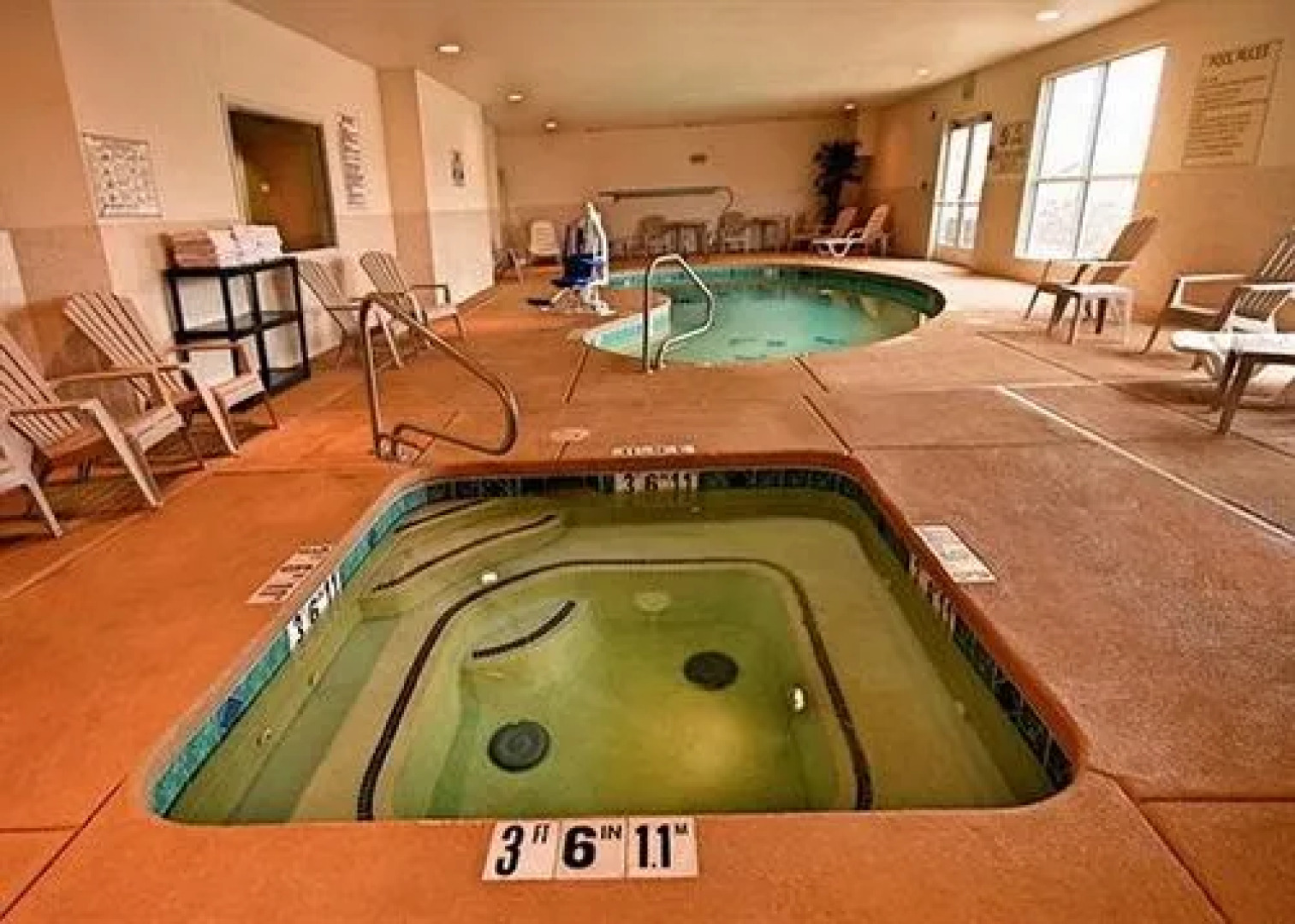 Comfort Inn & Suites