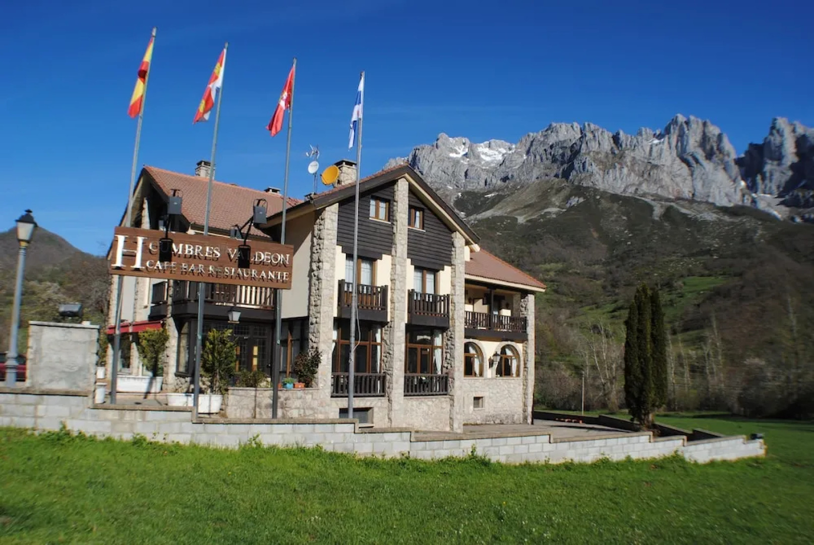 Hotel Cumbres Valdeón