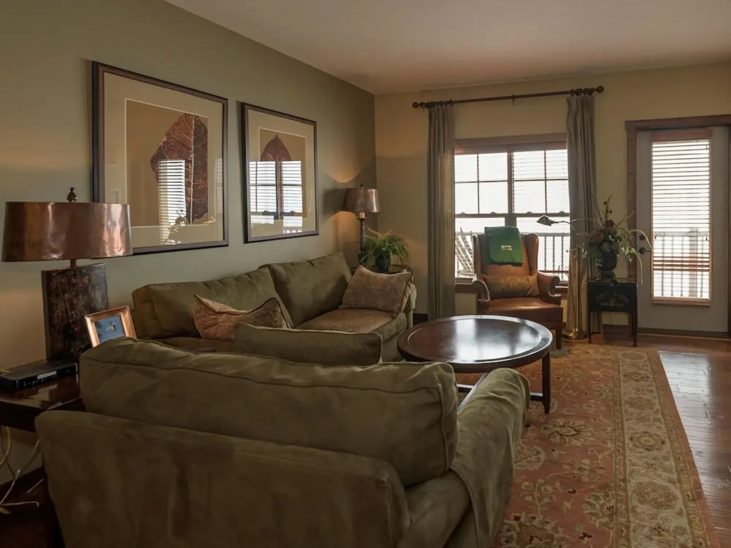 2 Br: Soaring Eagle 202