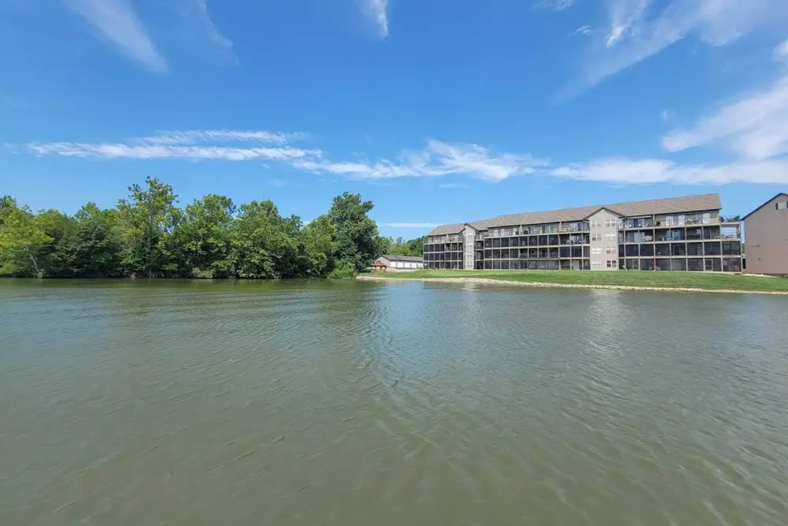 Boat Ramp, Dock & Slip: Step-free Camdenton Condo!