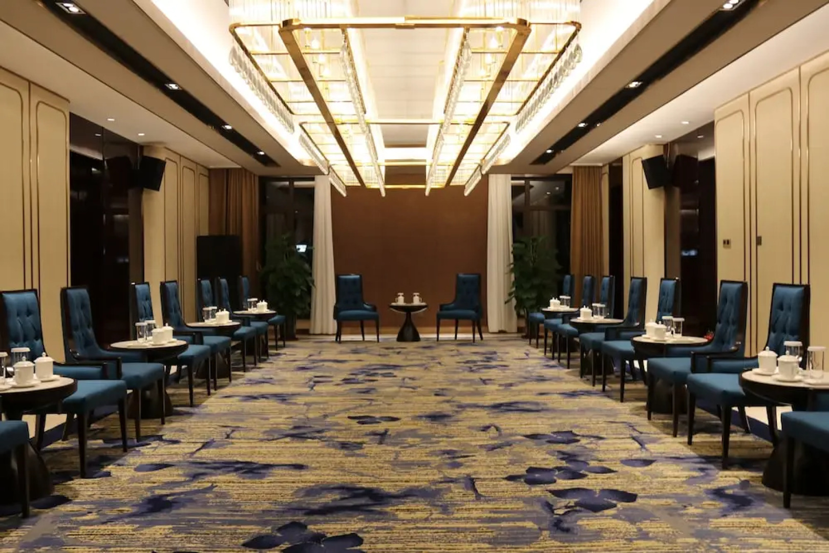 Zhuo Run Hot Spring Jian Guo Hotel