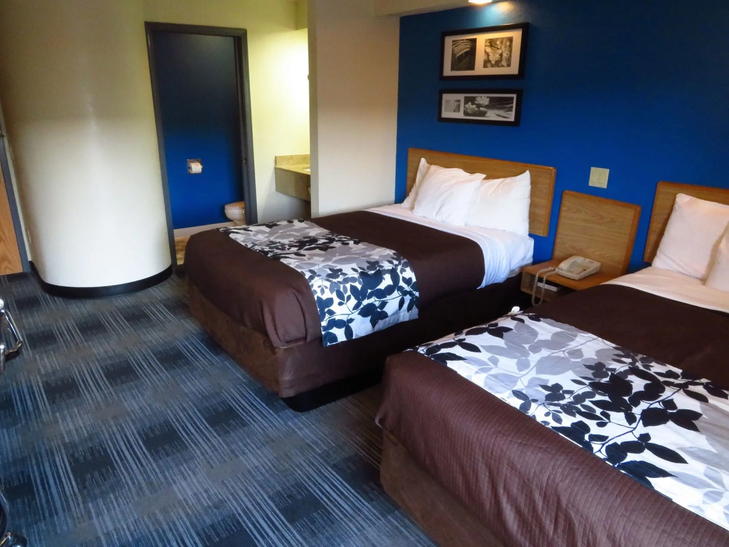 Rodeway Inn Austell Six Flags