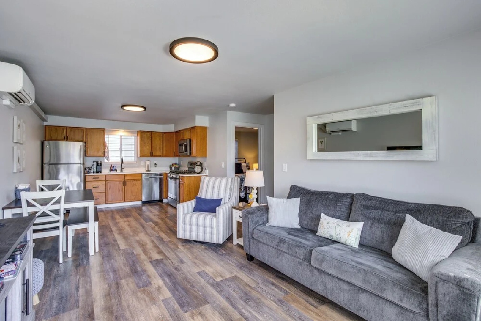 Well-equipped Buckley Apartment: 24 Mi to Tacoma!