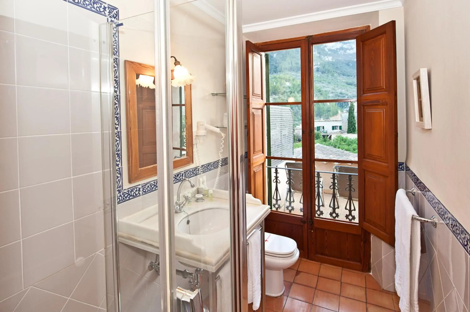 Hotel y Apartamentos DES PUIG