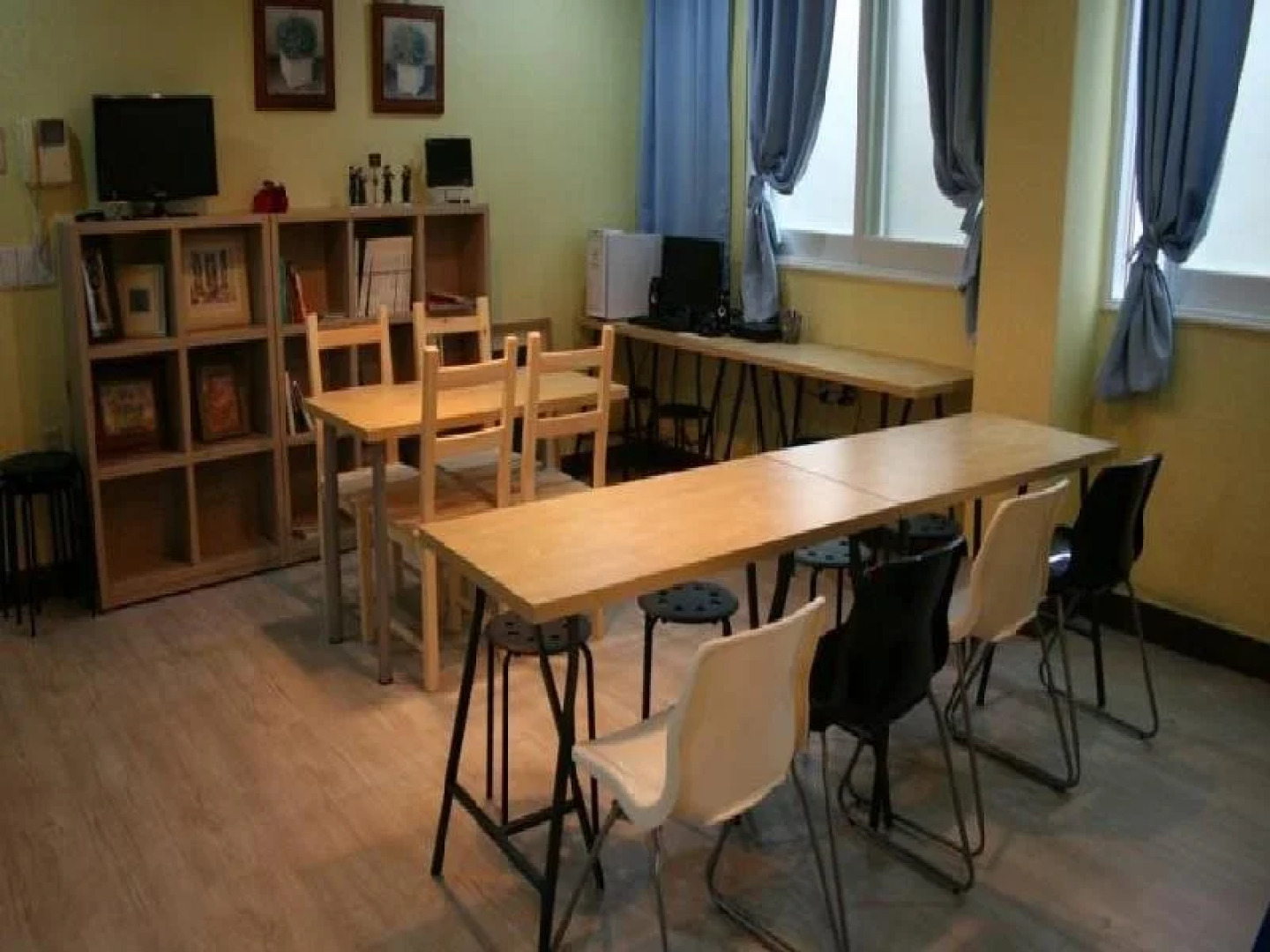 GUESTHOUSE SANTA - Hostel