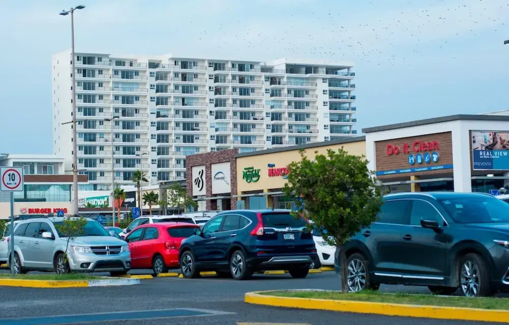 Real View Towers E506 by Casago