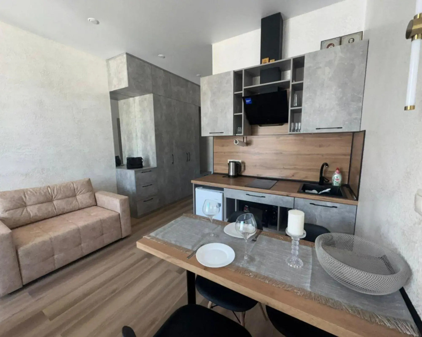 Море тут на улице Львовская