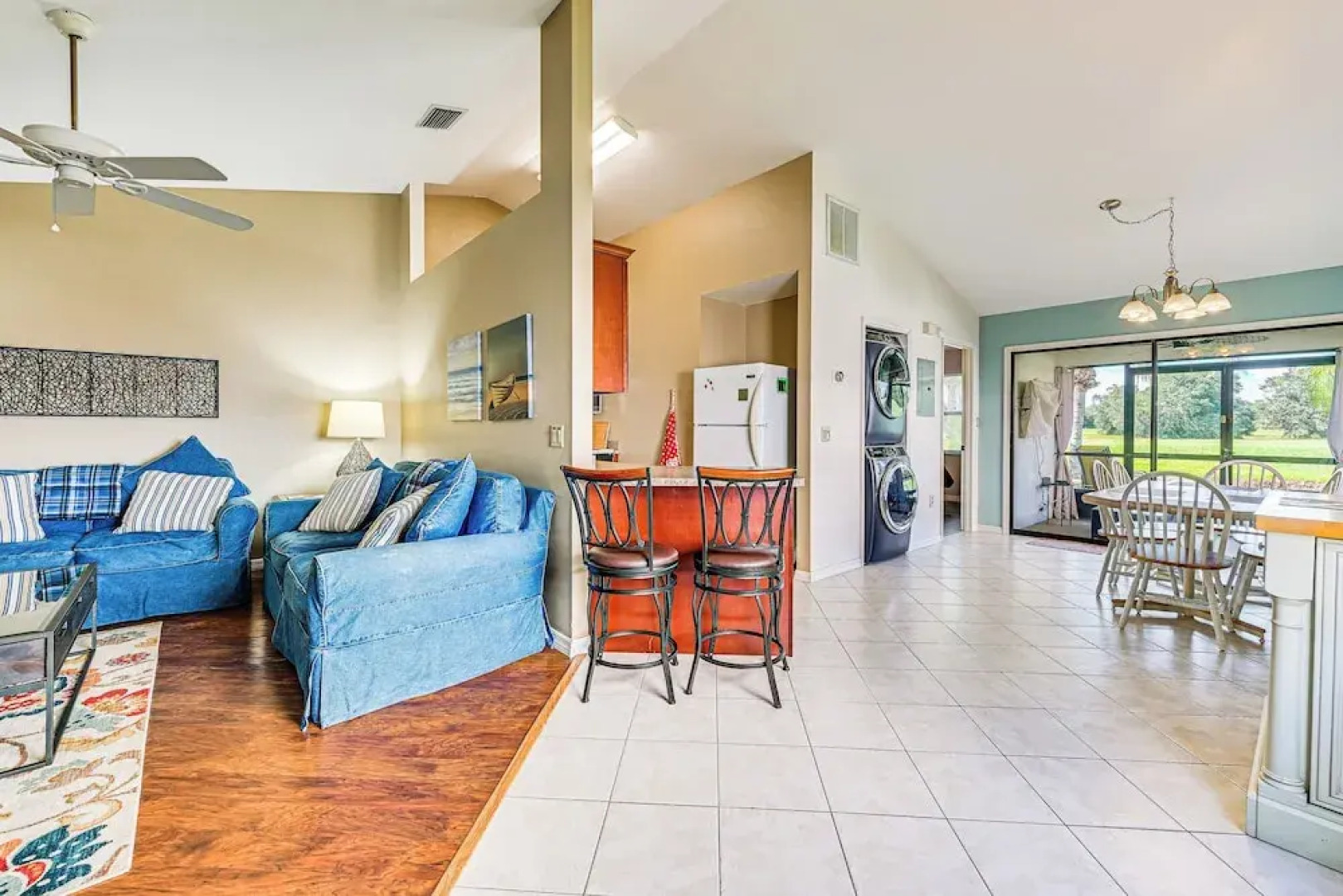 Sunny Canal-view Villa w/ Lanai in Sebring!