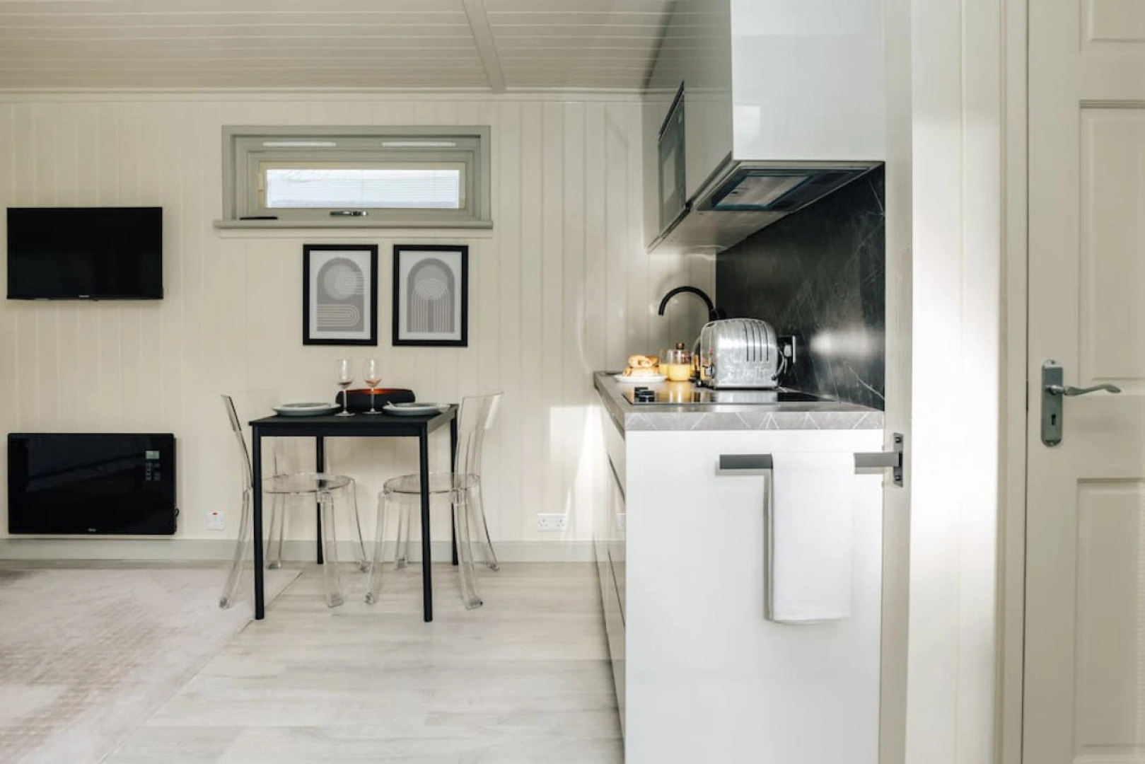 Cuckoo s Hideaway - From 75 Per Night