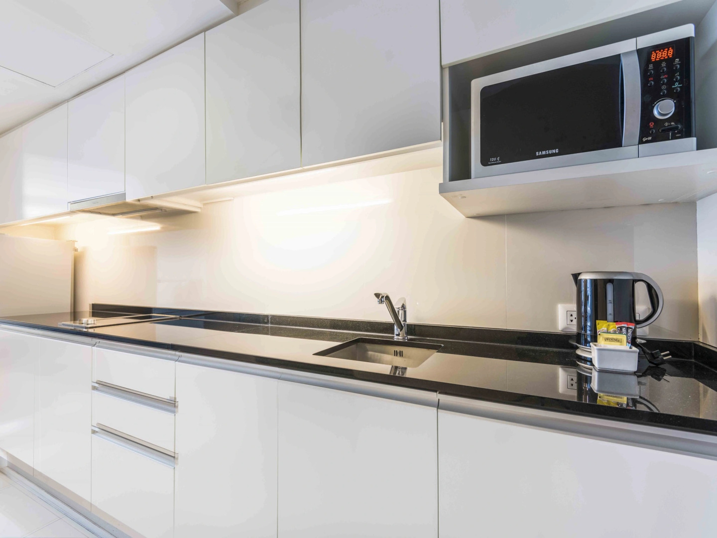 Отель Maitria Sukhumvit 18 Bangkok – A Chatrium Collection