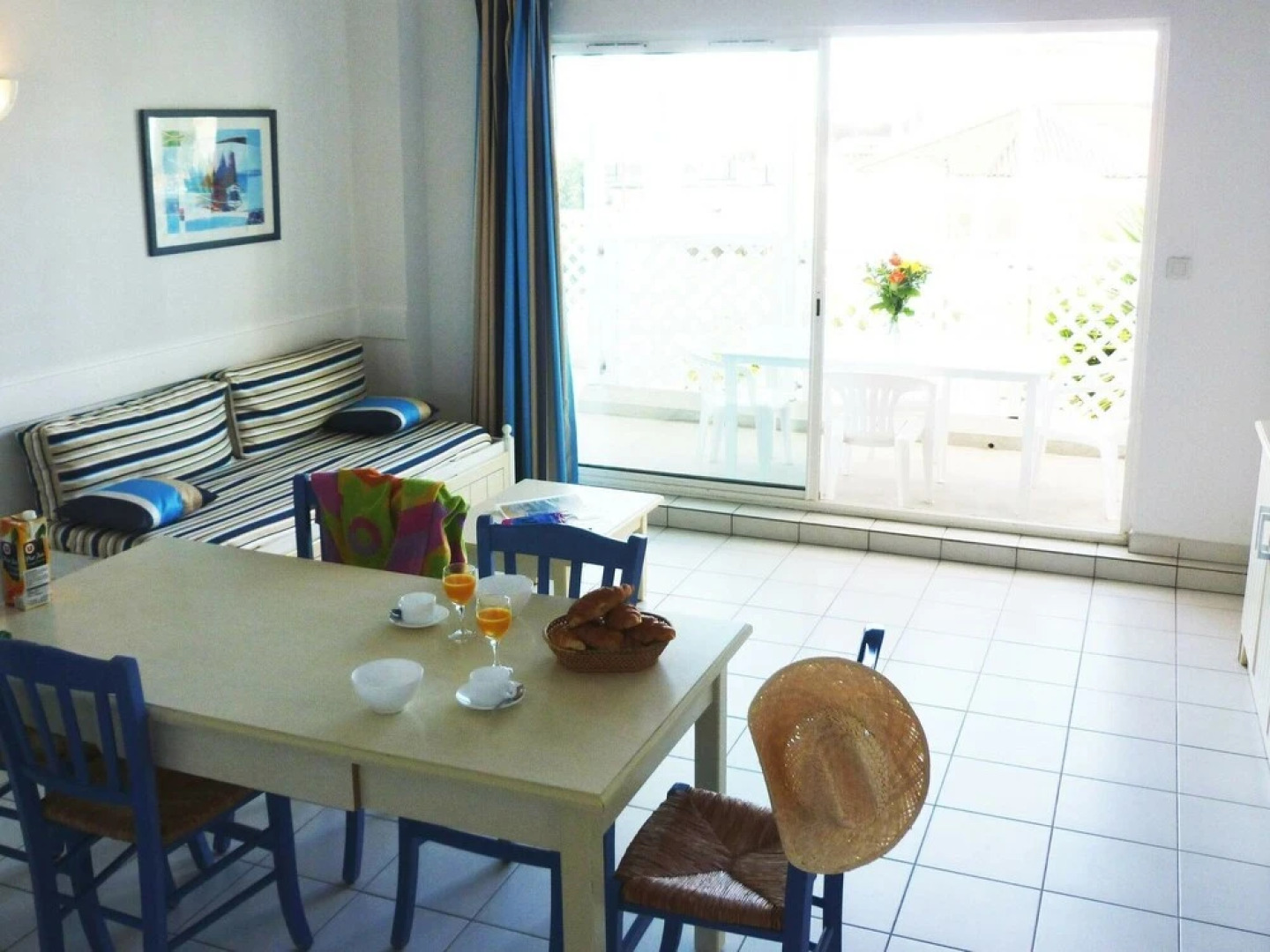 Studio with a view on the pool or sea near Fort Boyard