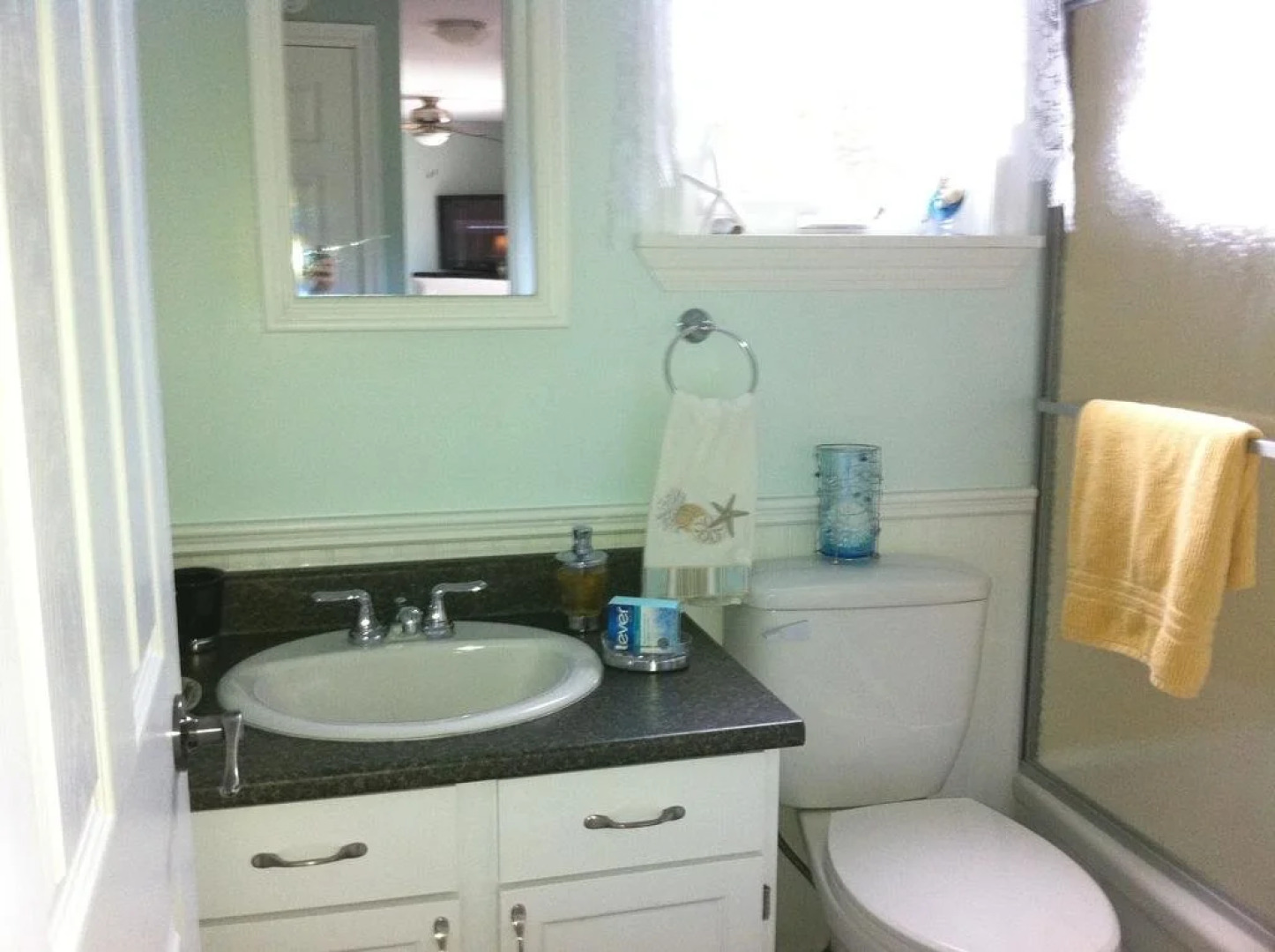 Greenwich Moonlight Bay Cottage