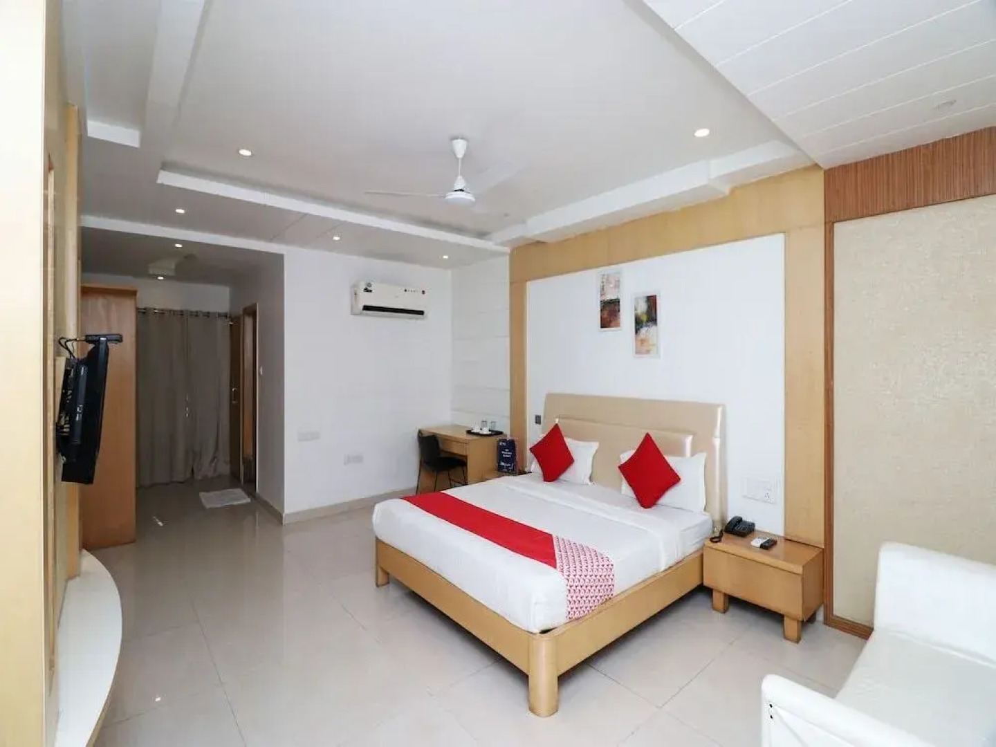 Hotel Yash Inn By OYO Rooms