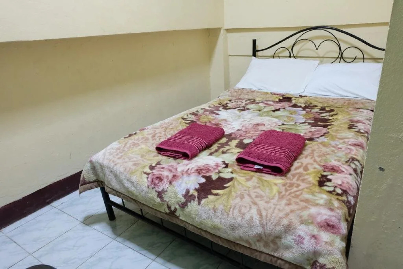 Maesai Complex Hotel