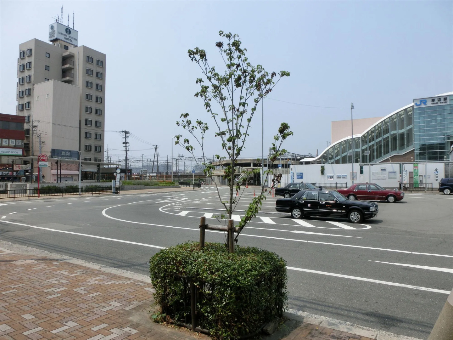 Kishibe Station Hotel