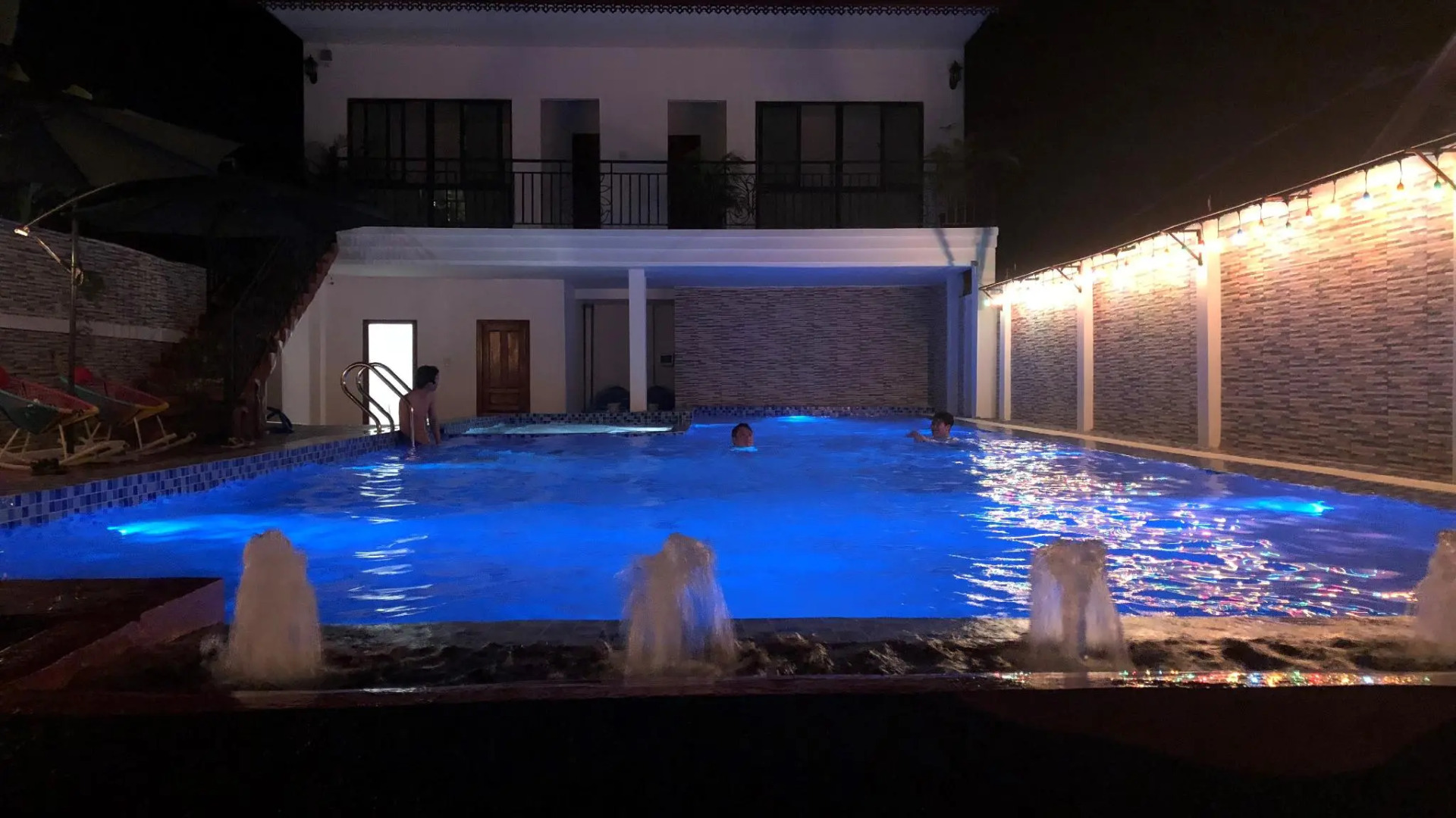 Confetti Garden Hotel