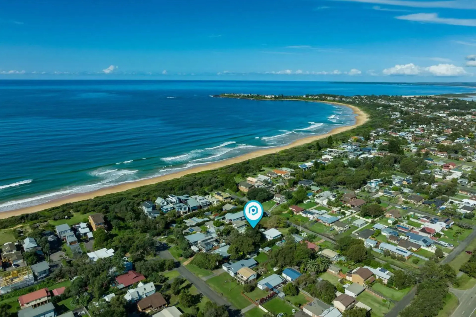 Boho - Pet Friendly - 1 Min Walk to Beach