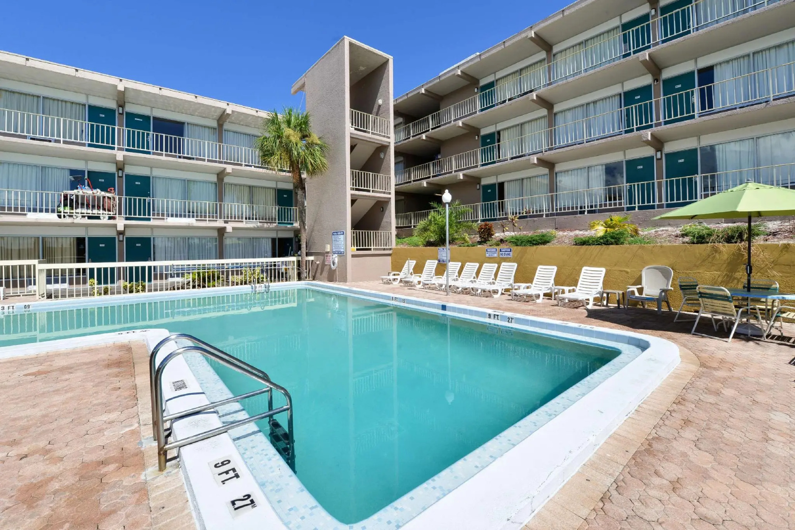 Americas Best Value Inn Cocoa Port Canaveral