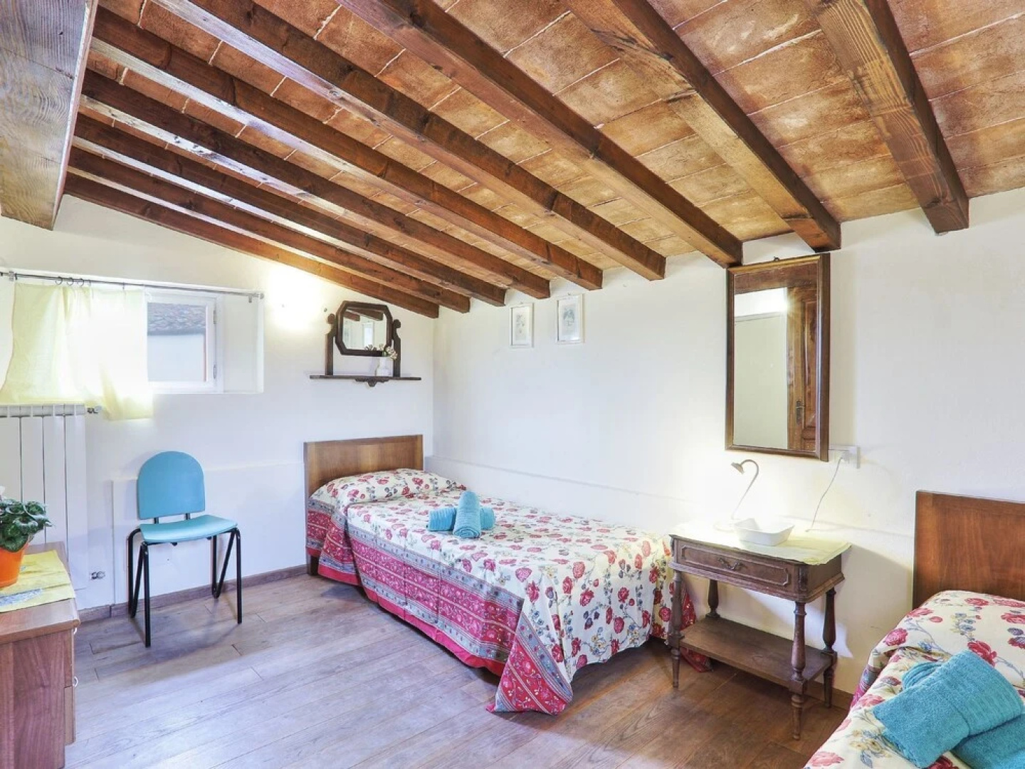 Spacious Holiday Home in Palaia With Private Pool
