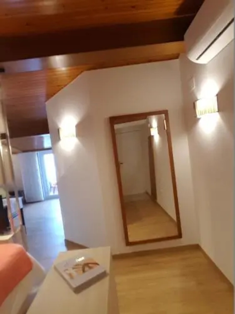 Estudio Atico con Altillo Ourense