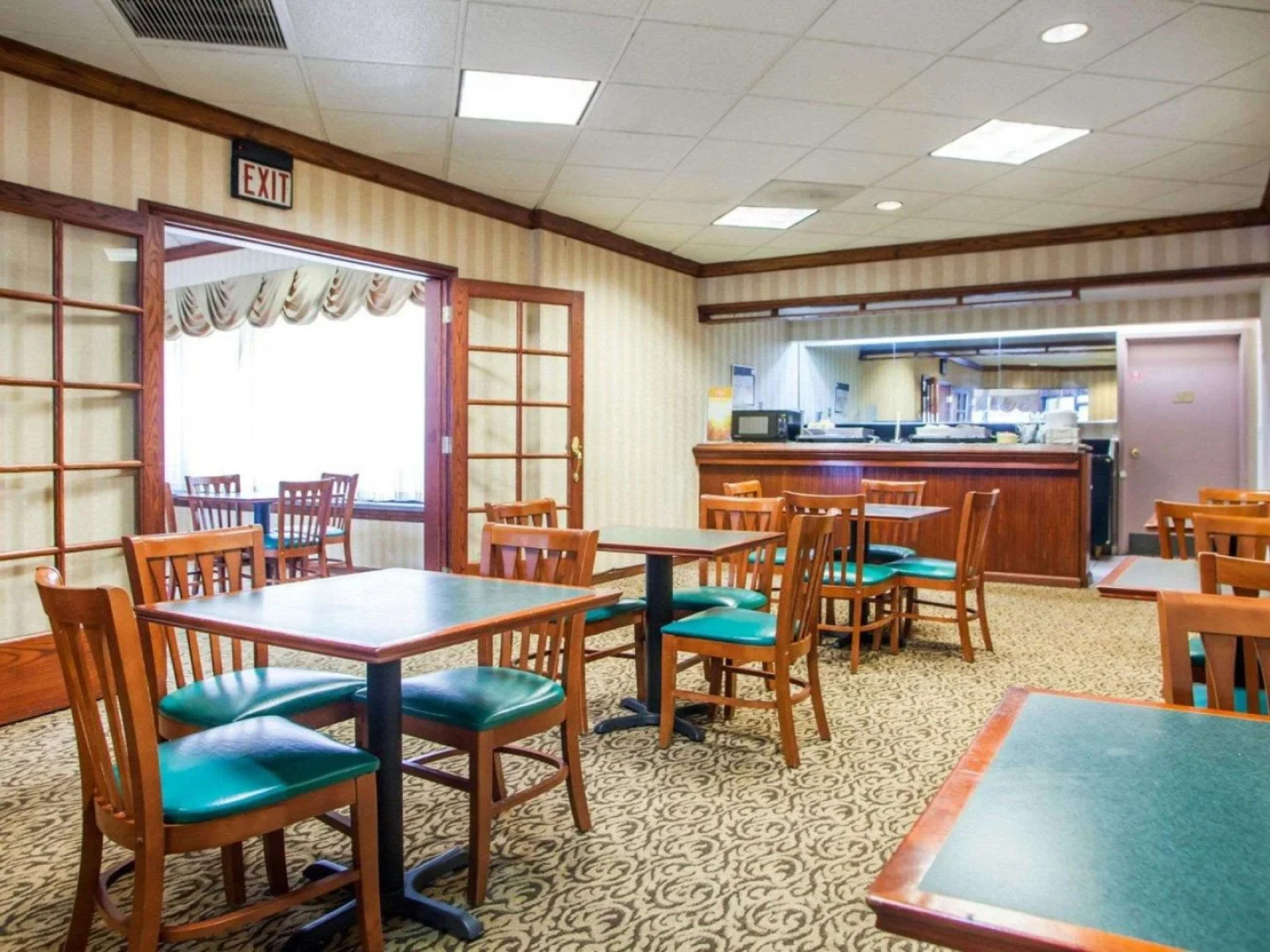 Quality Inn & Suites Kansas City - Independence I-70 East