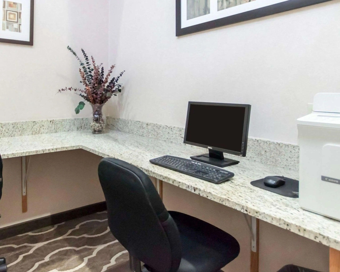 Comfort Suites Airport