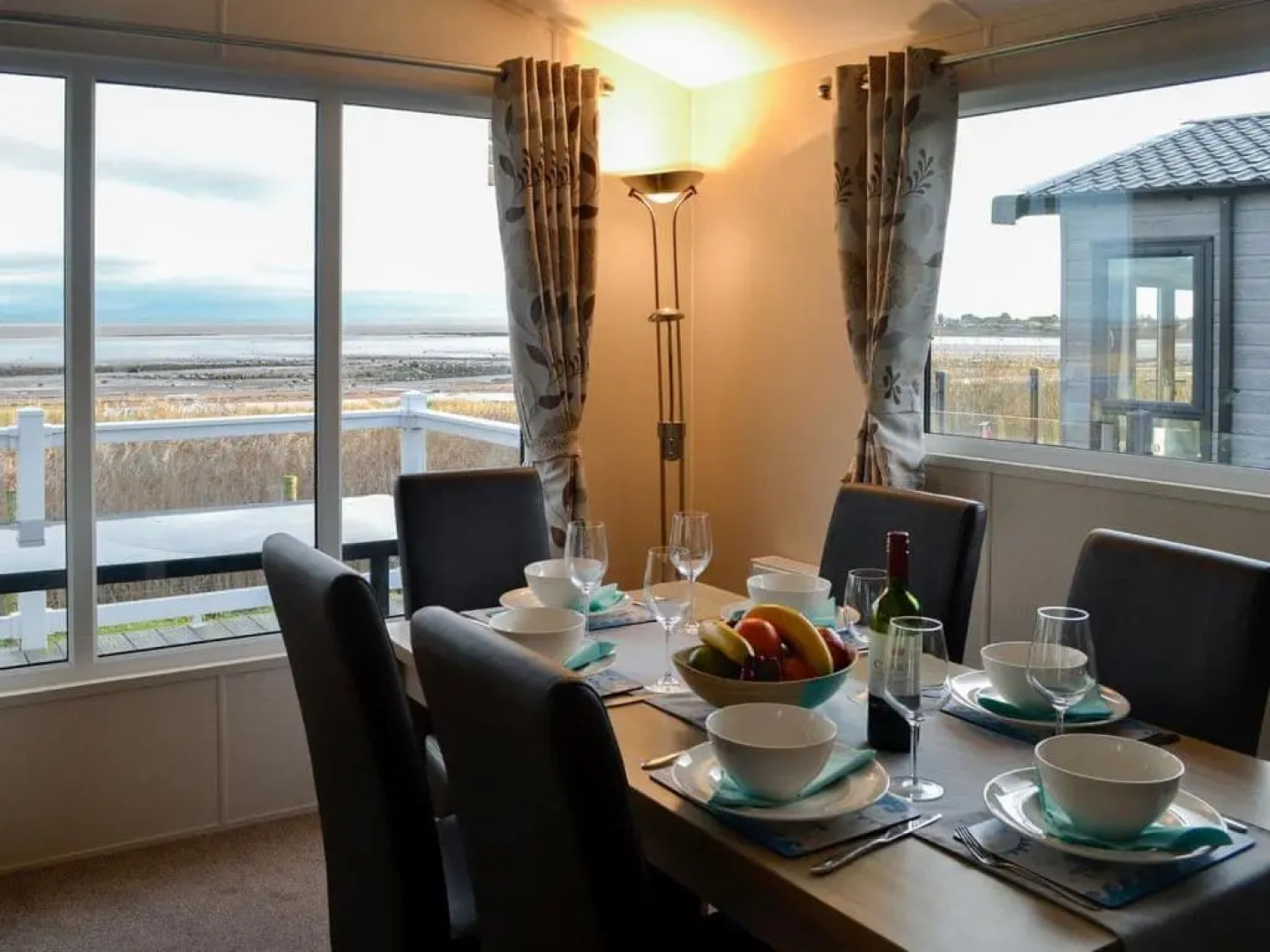 Beachcomber Lodge, 3 bedroom, beachside, dog friendly, Dumfries and Galloway, Scotland