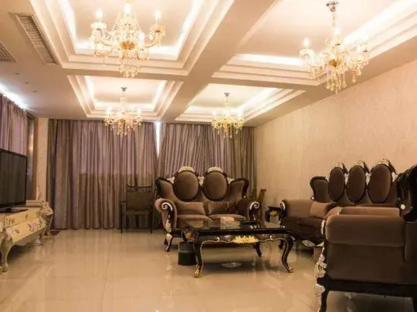 Fuhua Hotel (Dongxing Port)