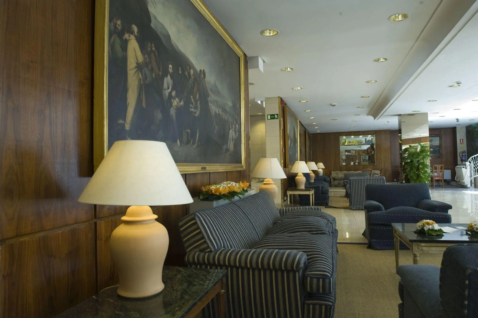 Отель Gran Versalles